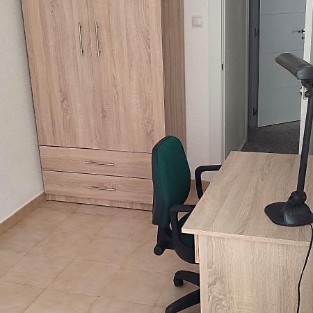 Apartamento 2 Habitaciones A 8 Min Del Casco Historico กอร์โดบา ภายนอก รูปภาพ